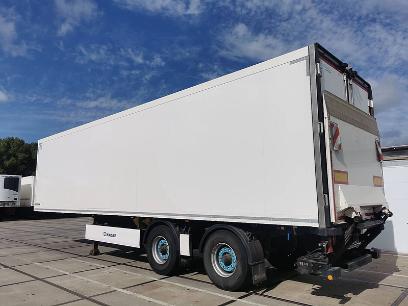 Krone SZ 2 AXLE FRIGO STEERAXLE TAILLIFT - Refrigeraattori puoliperävaunu: kuva Krone SZ 2 AXLE FRIGO STEERAXLE TAILLIFT - Refrigeraattori puoliperävaunu Krone SZ 2 AXLE FRIGO STEERAXLE TAILLIFT - Refrigeraattori puoliperävaunu: kuva Krone SZ 2 AXLE FRIGO STEERAXLE TAILLIFT - Refrigeraattori puoliperävaunu