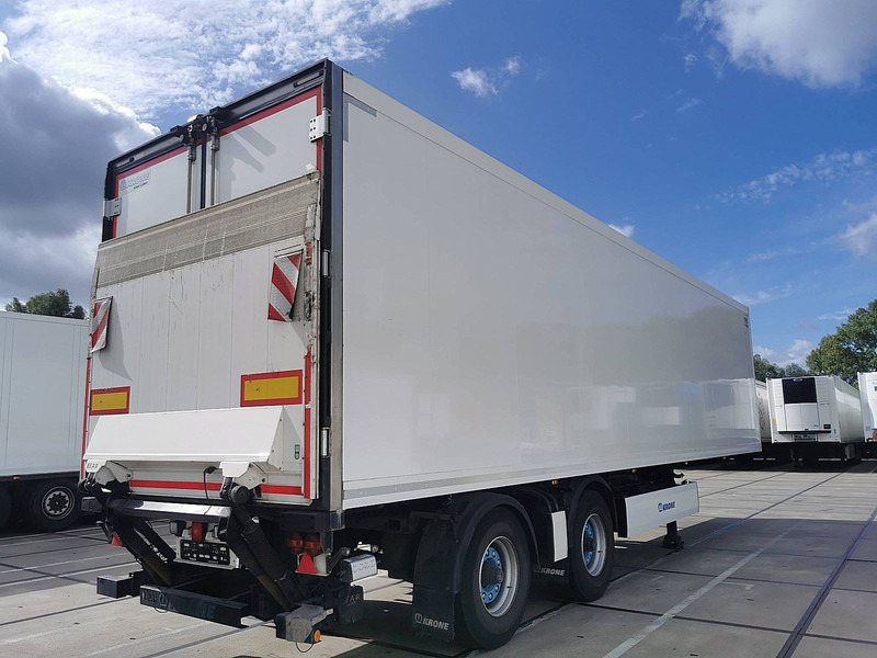 Krone SZ 2 AXLE FRIGO STEERAXLE TAILLIFT - Refrigeraattori puoliperävaunu: kuva Krone SZ 2 AXLE FRIGO STEERAXLE TAILLIFT - Refrigeraattori puoliperävaunu Krone SZ 2 AXLE FRIGO STEERAXLE TAILLIFT - Refrigeraattori puoliperävaunu: kuva Krone SZ 2 AXLE FRIGO STEERAXLE TAILLIFT - Refrigeraattori puoliperävaunu
