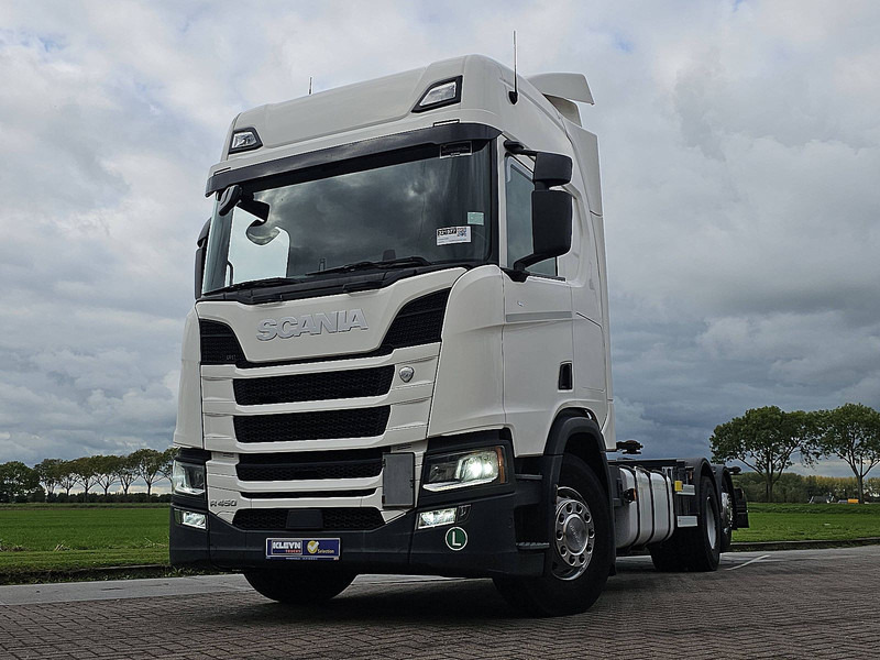 Scania R450 - Kuorma-auto: kuva Scania R450 - Kuorma-auto Scania R450 - Kuorma-auto: kuva Scania R450 - Kuorma-auto