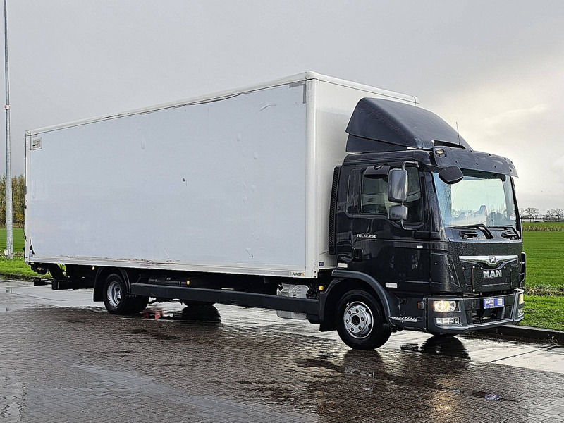 MAN 12.250 TGL BL MANUAL TAILLIFT - Umpikori kuorma-auto: kuva MAN 12.250 TGL BL MANUAL TAILLIFT - Umpikori kuorma-auto MAN 12.250 TGL BL MANUAL TAILLIFT - Umpikori kuorma-auto: kuva MAN 12.250 TGL BL MANUAL TAILLIFT - Umpikori kuorma-auto