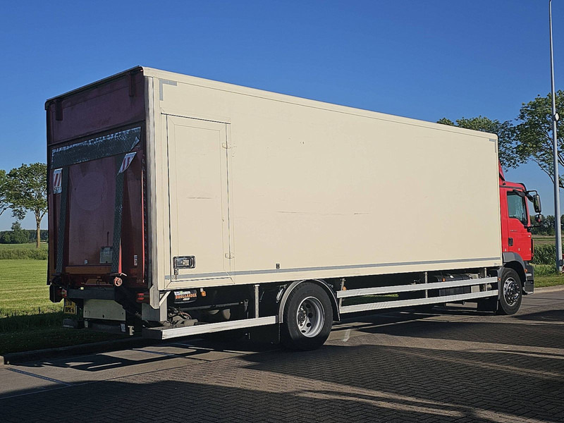 MAN 18.250 TGM BOX L 8.48 LIFT 2.5T - Umpikori kuorma-auto: kuva MAN 18.250 TGM BOX L 8.48 LIFT 2.5T - Umpikori kuorma-auto MAN 18.250 TGM BOX L 8.48 LIFT 2.5T - Umpikori kuorma-auto: kuva MAN 18.250 TGM BOX L 8.48 LIFT 2.5T - Umpikori kuorma-auto