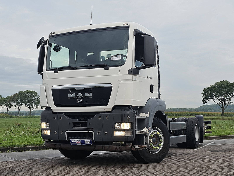MAN 26.360 TGS - Kuorma-auto alusta: kuva MAN 26.360 TGS - Kuorma-auto alusta MAN 26.360 TGS - Kuorma-auto alusta: kuva MAN 26.360 TGS - Kuorma-auto alusta