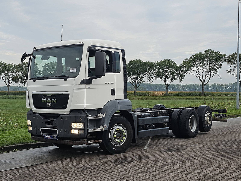 MAN 26.360 TGS - Kuorma-auto alusta: kuva MAN 26.360 TGS - Kuorma-auto alusta MAN 26.360 TGS - Kuorma-auto alusta: kuva MAN 26.360 TGS - Kuorma-auto alusta