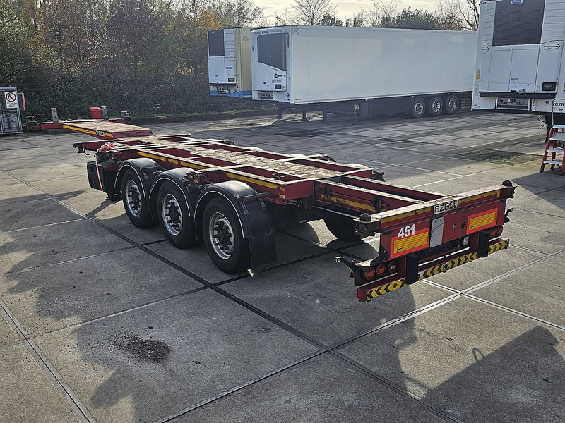 OZGUL MULTI - Konttialus/ Vaihtokuormatilat puoliperävaunu: kuva OZGUL MULTI - Konttialus/ Vaihtokuormatilat puoliperävaunu OZGUL MULTI - Konttialus/ Vaihtokuormatilat puoliperävaunu: kuva OZGUL MULTI - Konttialus/ Vaihtokuormatilat puoliperävaunu