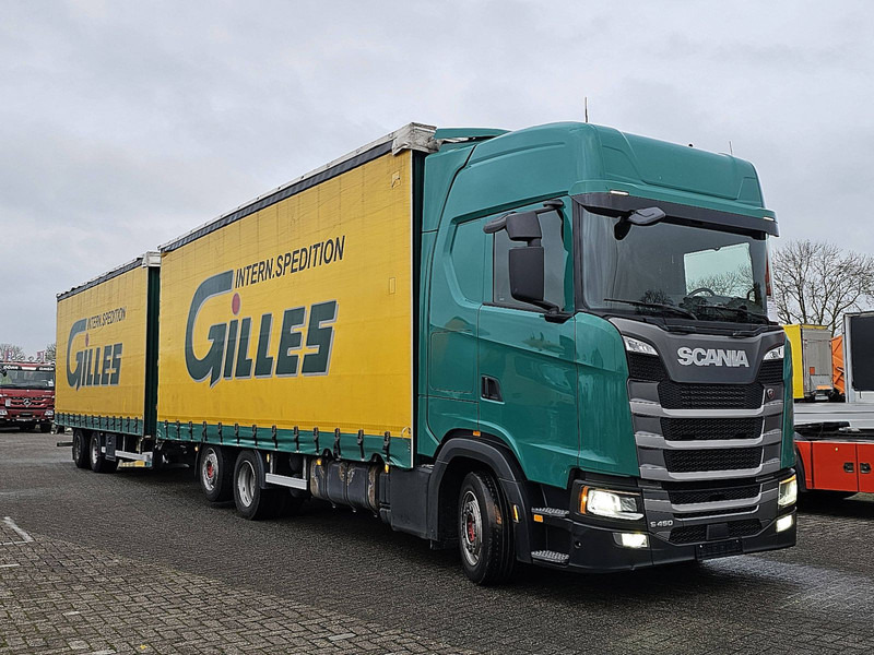 Scania S450 6x2*4 - Pressukapelli kuorma-auto: kuva Scania S450 6x2*4 - Pressukapelli kuorma-auto Scania S450 6x2*4 - Pressukapelli kuorma-auto: kuva Scania S450 6x2*4 - Pressukapelli kuorma-auto