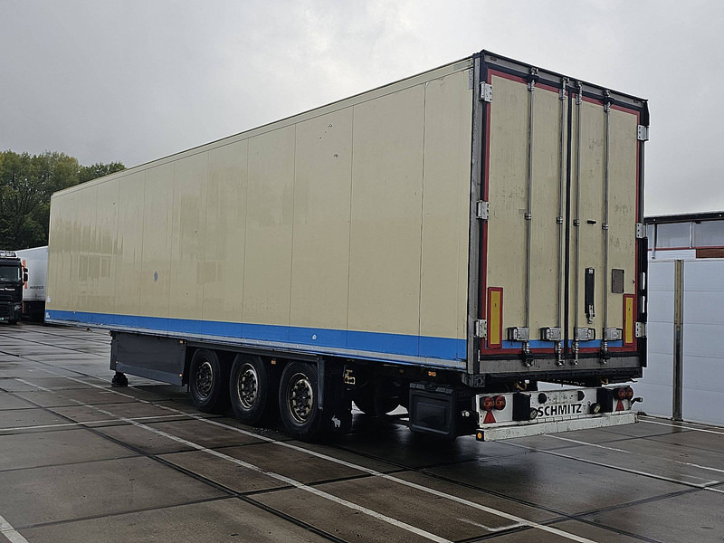 Schmitz Cargobull MEATRAILS - Refrigeraattori puoliperävaunu: kuva Schmitz Cargobull MEATRAILS - Refrigeraattori puoliperävaunu Schmitz Cargobull MEATRAILS - Refrigeraattori puoliperävaunu: kuva Schmitz Cargobull MEATRAILS - Refrigeraattori puoliperävaunu