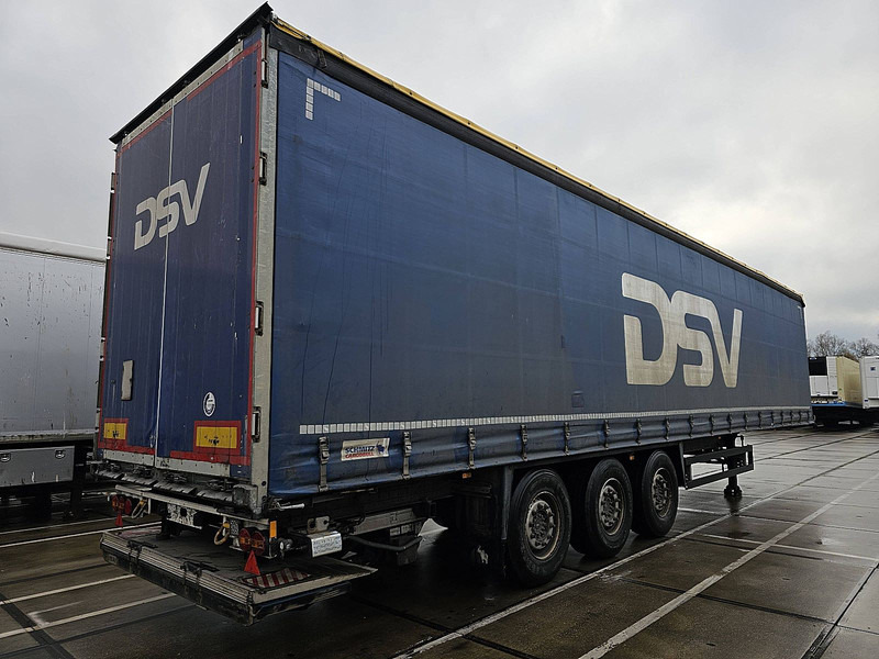 Schmitz Cargobull SCB*S3T 2 TONS BÄR LIFT - Pressukapellipuoliperävaunu: kuva Schmitz Cargobull SCB*S3T 2 TONS BÄR LIFT - Pressukapellipuoliperävaunu Schmitz Cargobull SCB*S3T 2 TONS BÄR LIFT - Pressukapellipuoliperävaunu: kuva Schmitz Cargobull SCB*S3T 2 TONS BÄR LIFT - Pressukapellipuoliperävaunu