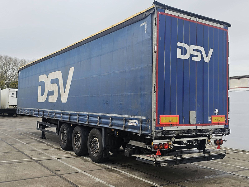 Schmitz Cargobull SCB*S3T 2 TONS BÄR LIFT - Pressukapellipuoliperävaunu: kuva Schmitz Cargobull SCB*S3T 2 TONS BÄR LIFT - Pressukapellipuoliperävaunu Schmitz Cargobull SCB*S3T 2 TONS BÄR LIFT - Pressukapellipuoliperävaunu: kuva Schmitz Cargobull SCB*S3T 2 TONS BÄR LIFT - Pressukapellipuoliperävaunu