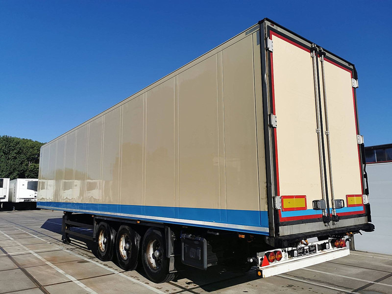 Schmitz Cargobull SKO 24 BI-TEMP - Refrigeraattori puoliperävaunu: kuva Schmitz Cargobull SKO 24 BI-TEMP - Refrigeraattori puoliperävaunu Schmitz Cargobull SKO 24 BI-TEMP - Refrigeraattori puoliperävaunu: kuva Schmitz Cargobull SKO 24 BI-TEMP - Refrigeraattori puoliperävaunu