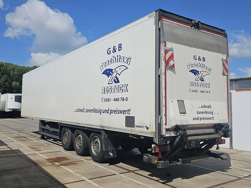 Schmitz Cargobull SKO 24 LADEBORDWAND - Refrigeraattori puoliperävaunu: kuva Schmitz Cargobull SKO 24 LADEBORDWAND - Refrigeraattori puoliperävaunu Schmitz Cargobull SKO 24 LADEBORDWAND - Refrigeraattori puoliperävaunu: kuva Schmitz Cargobull SKO 24 LADEBORDWAND - Refrigeraattori puoliperävaunu
