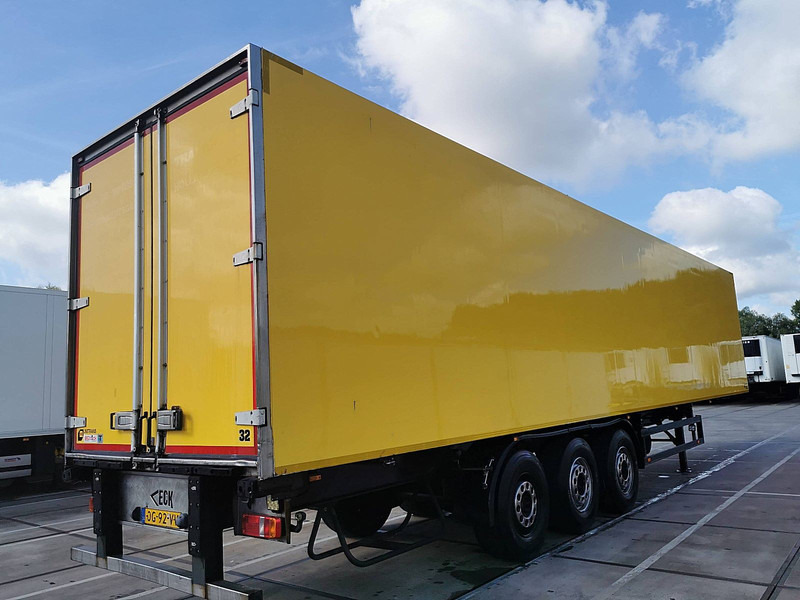 Van Eck UT-31 - Refrigeraattori puoliperävaunu: kuva Van Eck UT-31 - Refrigeraattori puoliperävaunu Van Eck UT-31 - Refrigeraattori puoliperävaunu: kuva Van Eck UT-31 - Refrigeraattori puoliperävaunu