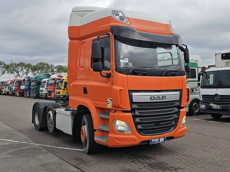 DAF CF 460 SPACECAB 6X2 RHD - Vetopöytäauto: kuva DAF CF 460 SPACECAB 6X2 RHD - Vetopöytäauto DAF CF 460 SPACECAB 6X2 RHD - Vetopöytäauto: kuva DAF CF 460 SPACECAB 6X2 RHD - Vetopöytäauto