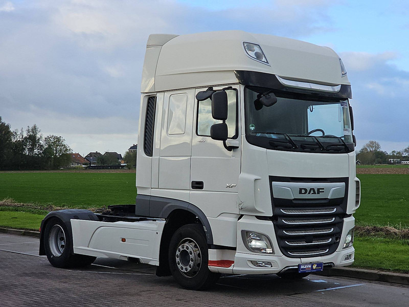 DAF XF 480 - Vetopöytäauto: kuva DAF XF 480 - Vetopöytäauto DAF XF 480 - Vetopöytäauto: kuva DAF XF 480 - Vetopöytäauto