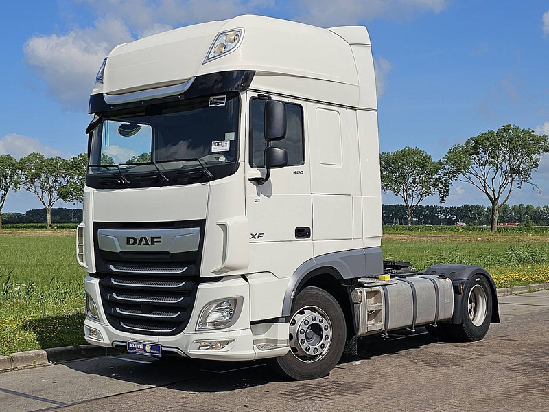 DAF XF 480 SSC LED 2X TANK 388T - Vetopöytäauto: kuva DAF XF 480 SSC LED 2X TANK 388T - Vetopöytäauto DAF XF 480 SSC LED 2X TANK 388T - Vetopöytäauto: kuva DAF XF 480 SSC LED 2X TANK 388T - Vetopöytäauto