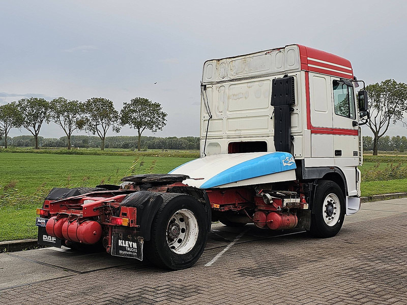 DAF XF 95.380 SPACECAB EURO 2 - Vetopöytäauto: kuva DAF XF 95.380 SPACECAB EURO 2 - Vetopöytäauto DAF XF 95.380 SPACECAB EURO 2 - Vetopöytäauto: kuva DAF XF 95.380 SPACECAB EURO 2 - Vetopöytäauto