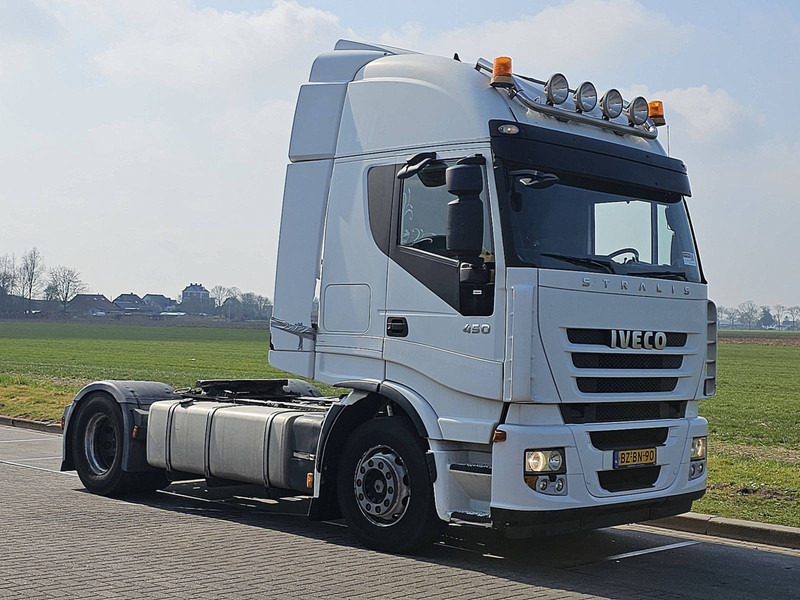 Iveco AS440S45 STRALIS 2XSEAT 2XBED 676TKM - Vetopöytäauto: kuva Iveco AS440S45 STRALIS 2XSEAT 2XBED 676TKM - Vetopöytäauto Iveco AS440S45 STRALIS 2XSEAT 2XBED 676TKM - Vetopöytäauto: kuva Iveco AS440S45 STRALIS 2XSEAT 2XBED 676TKM - Vetopöytäauto
