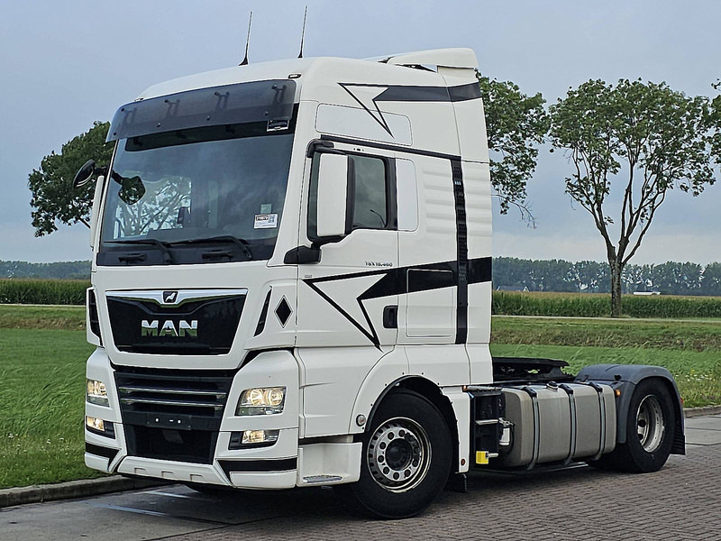 MAN 18.460 TGX XXL 2XTANK NIGHT A/C - Vetopöytäauto: kuva MAN 18.460 TGX XXL 2XTANK NIGHT A/C - Vetopöytäauto MAN 18.460 TGX XXL 2XTANK NIGHT A/C - Vetopöytäauto: kuva MAN 18.460 TGX XXL 2XTANK NIGHT A/C - Vetopöytäauto