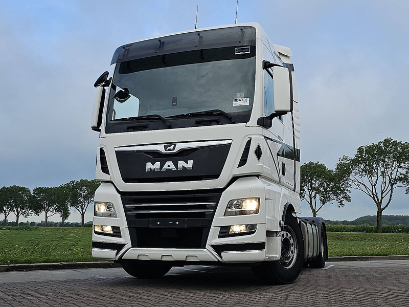 MAN 18.460 TGX XXL 2XTANK NIGHT A/C - Vetopöytäauto: kuva MAN 18.460 TGX XXL 2XTANK NIGHT A/C - Vetopöytäauto MAN 18.460 TGX XXL 2XTANK NIGHT A/C - Vetopöytäauto: kuva MAN 18.460 TGX XXL 2XTANK NIGHT A/C - Vetopöytäauto
