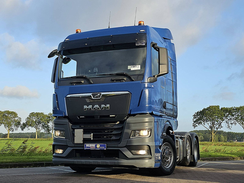 MAN 26.470 TGX TG3 6X2/2 BLS - Vetopöytäauto: kuva MAN 26.470 TGX TG3 6X2/2 BLS - Vetopöytäauto MAN 26.470 TGX TG3 6X2/2 BLS - Vetopöytäauto: kuva MAN 26.470 TGX TG3 6X2/2 BLS - Vetopöytäauto