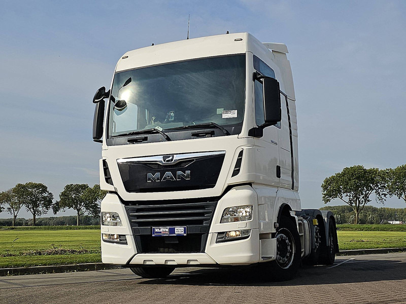 MAN 26.500 TGX XXL 6X2/2 356TKM - Vetopöytäauto: kuva MAN 26.500 TGX XXL 6X2/2 356TKM - Vetopöytäauto MAN 26.500 TGX XXL 6X2/2 356TKM - Vetopöytäauto: kuva MAN 26.500 TGX XXL 6X2/2 356TKM - Vetopöytäauto