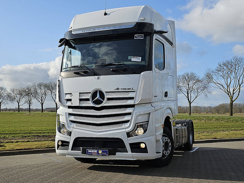 Mercedes-Benz ACTROS 1842 LS MP5 GIGASPACE - Vetopöytäauto: kuva Mercedes-Benz ACTROS 1842 LS MP5 GIGASPACE - Vetopöytäauto Mercedes-Benz ACTROS 1842 LS MP5 GIGASPACE - Vetopöytäauto: kuva Mercedes-Benz ACTROS 1842 LS MP5 GIGASPACE - Vetopöytäauto