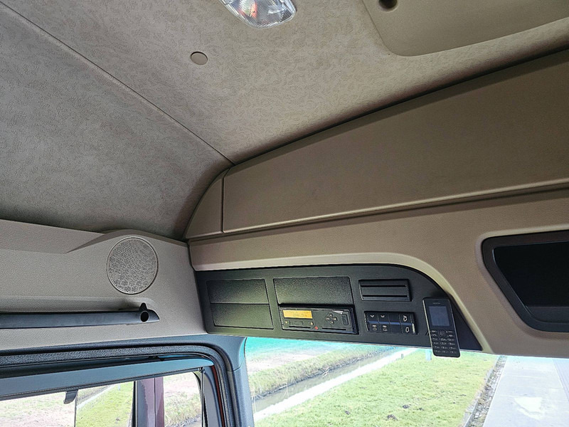 Vetopöytäauto Mercedes-Benz ACTROS 1843 LS: kuva Vetopöytäauto Mercedes-Benz ACTROS 1843 LS