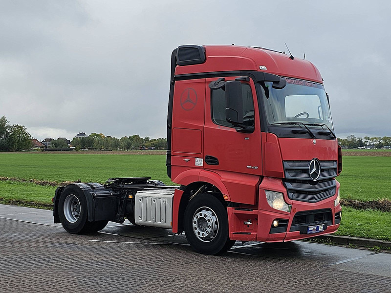 Mercedes-Benz ACTROS 1845 LS - Vetopöytäauto: kuva Mercedes-Benz ACTROS 1845 LS - Vetopöytäauto Mercedes-Benz ACTROS 1845 LS - Vetopöytäauto: kuva Mercedes-Benz ACTROS 1845 LS - Vetopöytäauto