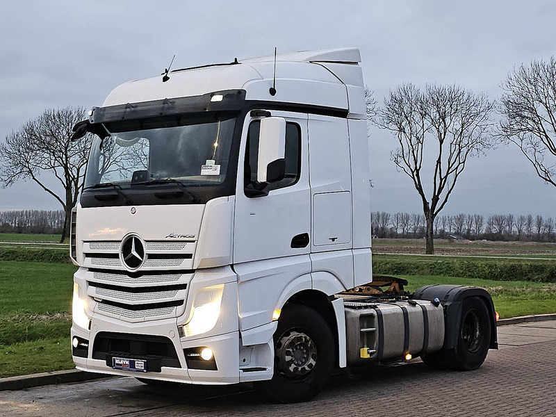 Mercedes-Benz ACTROS 1845 LS - Vetopöytäauto: kuva Mercedes-Benz ACTROS 1845 LS - Vetopöytäauto Mercedes-Benz ACTROS 1845 LS - Vetopöytäauto: kuva Mercedes-Benz ACTROS 1845 LS - Vetopöytäauto