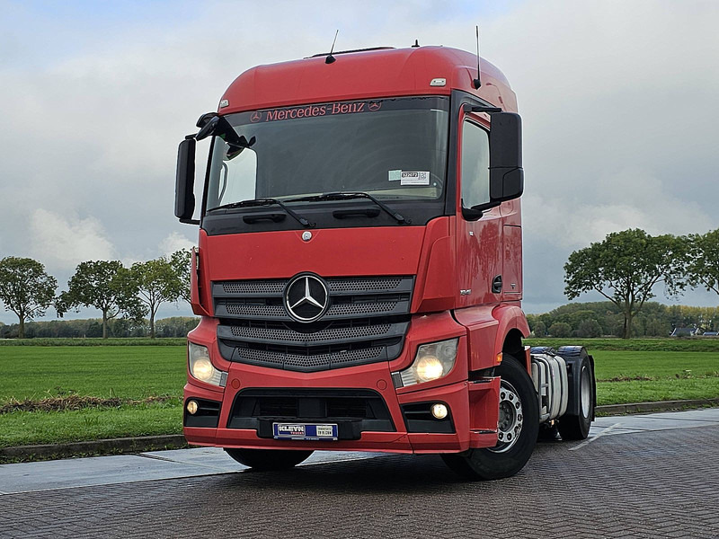 Mercedes-Benz ACTROS 1845 LS - Vetopöytäauto: kuva Mercedes-Benz ACTROS 1845 LS - Vetopöytäauto Mercedes-Benz ACTROS 1845 LS - Vetopöytäauto: kuva Mercedes-Benz ACTROS 1845 LS - Vetopöytäauto