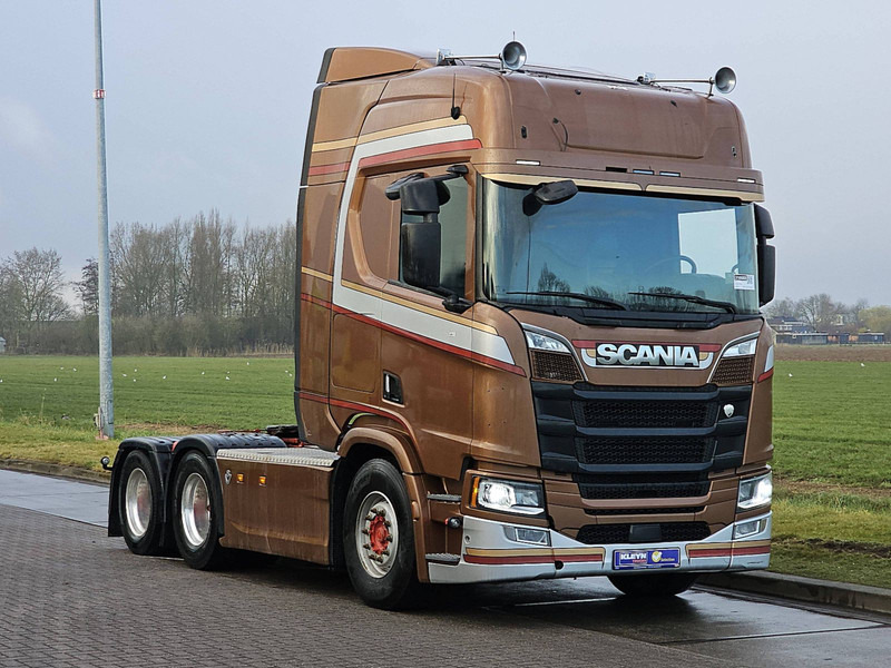 Scania R580 6X2 NB LED LEATHER - Vetopöytäauto: kuva Scania R580 6X2 NB LED LEATHER - Vetopöytäauto Scania R580 6X2 NB LED LEATHER - Vetopöytäauto: kuva Scania R580 6X2 NB LED LEATHER - Vetopöytäauto