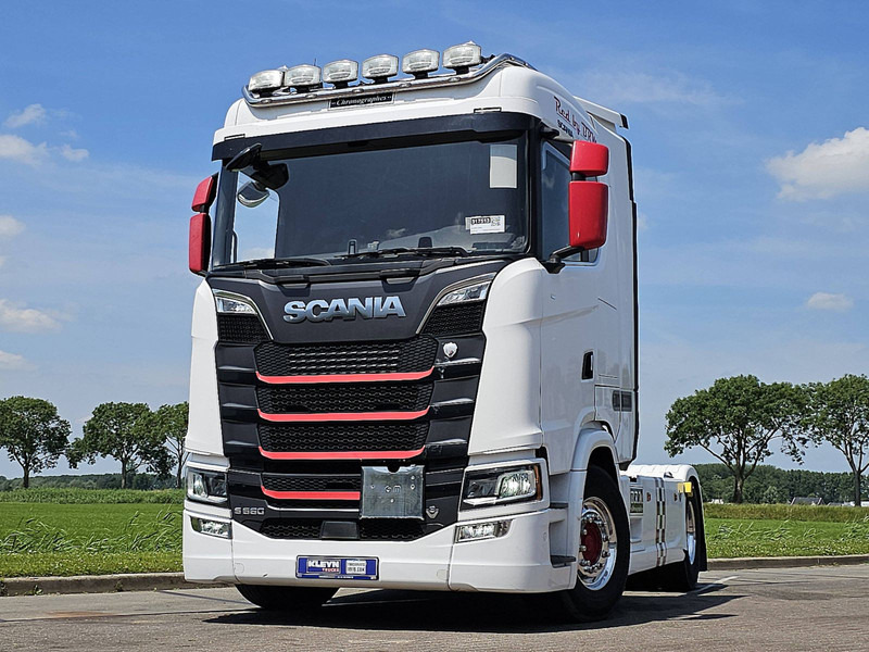 Scania S580 BRM LIMITED EDIT. V8 - Vetopöytäauto: kuva Scania S580 BRM LIMITED EDIT. V8 - Vetopöytäauto Scania S580 BRM LIMITED EDIT. V8 - Vetopöytäauto: kuva Scania S580 BRM LIMITED EDIT. V8 - Vetopöytäauto