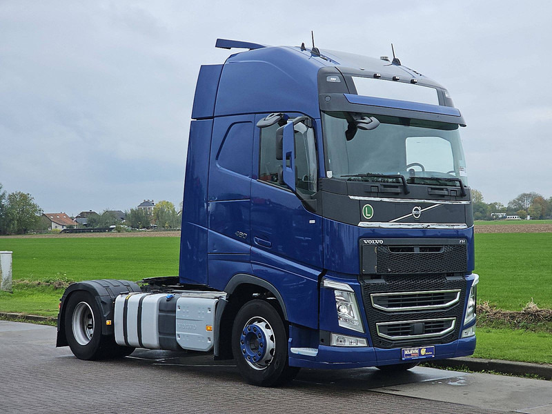 Volvo FH 460 - Vetopöytäauto: kuva Volvo FH 460 - Vetopöytäauto Volvo FH 460 - Vetopöytäauto: kuva Volvo FH 460 - Vetopöytäauto