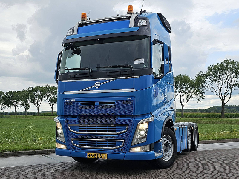 Volvo FH 460 - Vetopöytäauto: kuva Volvo FH 460 - Vetopöytäauto Volvo FH 460 - Vetopöytäauto: kuva Volvo FH 460 - Vetopöytäauto