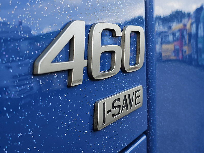 Vetopöytäauto Volvo FH 460 XL 6X2 I-SAVE LED: kuva Vetopöytäauto Volvo FH 460 XL 6X2 I-SAVE LED Vetopöytäauto Volvo FH 460 XL 6X2 I-SAVE LED: kuva Vetopöytäauto Volvo FH 460 XL 6X2 I-SAVE LED