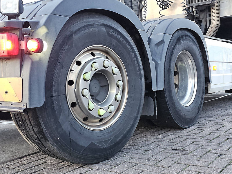 Vetopöytäauto Volvo FH 500 6X2 STEERED PTO+HYDR: kuva Vetopöytäauto Volvo FH 500 6X2 STEERED PTO+HYDR Vetopöytäauto Volvo FH 500 6X2 STEERED PTO+HYDR: kuva Vetopöytäauto Volvo FH 500 6X2 STEERED PTO+HYDR