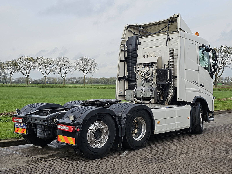 Volvo FH 500 6X2 STEERED PTO+HYDR - Vetopöytäauto: kuva Volvo FH 500 6X2 STEERED PTO+HYDR - Vetopöytäauto Volvo FH 500 6X2 STEERED PTO+HYDR - Vetopöytäauto: kuva Volvo FH 500 6X2 STEERED PTO+HYDR - Vetopöytäauto