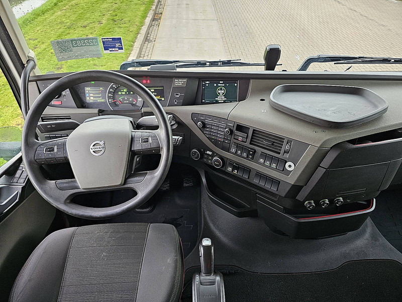 Vetopöytäauto Volvo FH 500 6X2 STEERED PTO+HYDR: kuva Vetopöytäauto Volvo FH 500 6X2 STEERED PTO+HYDR Vetopöytäauto Volvo FH 500 6X2 STEERED PTO+HYDR: kuva Vetopöytäauto Volvo FH 500 6X2 STEERED PTO+HYDR