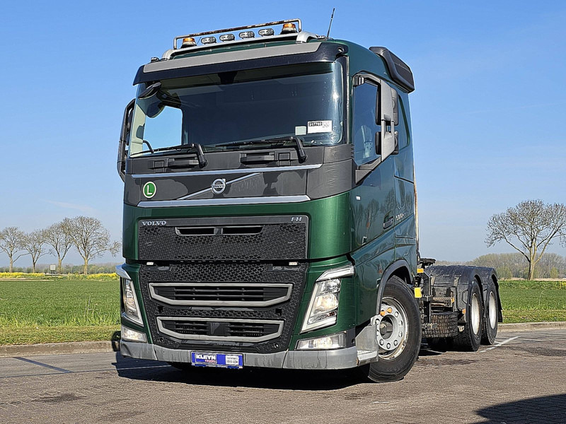 Volvo FH 500 6X4 PTO WB390 - Vetopöytäauto: kuva Volvo FH 500 6X4 PTO WB390 - Vetopöytäauto Volvo FH 500 6X4 PTO WB390 - Vetopöytäauto: kuva Volvo FH 500 6X4 PTO WB390 - Vetopöytäauto