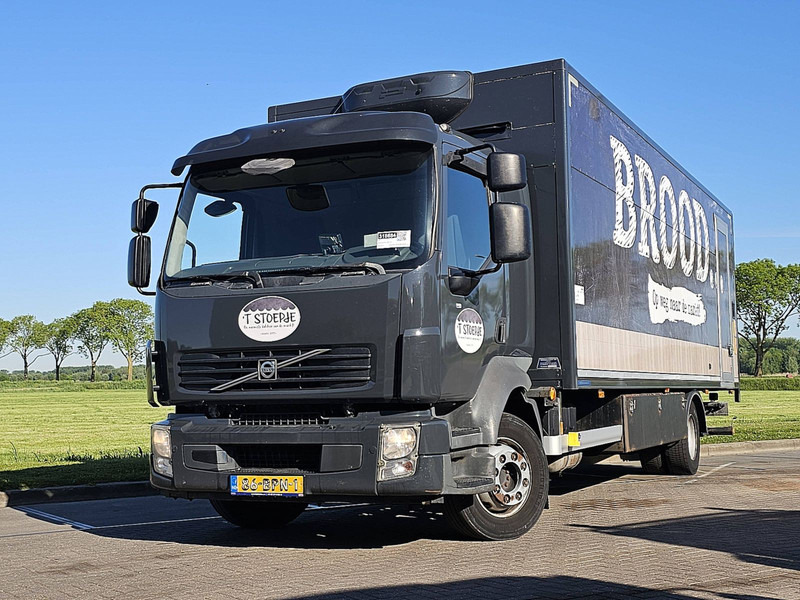Volvo FL 240.12 - Refrigeraattori kuorma-auto: kuva Volvo FL 240.12 - Refrigeraattori kuorma-auto Volvo FL 240.12 - Refrigeraattori kuorma-auto: kuva Volvo FL 240.12 - Refrigeraattori kuorma-auto