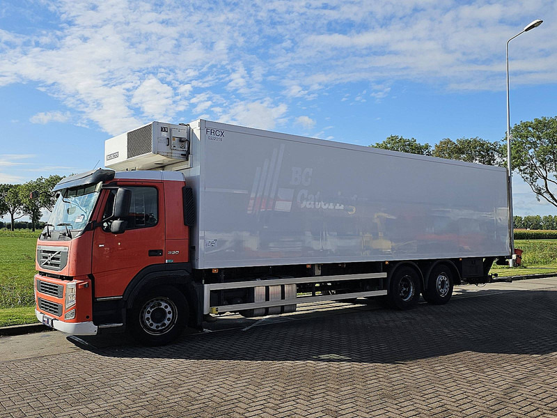 Volvo FM 11.330 6X2 FRIGOBL. LIFT - Refrigeraattori kuorma-auto: kuva Volvo FM 11.330 6X2 FRIGOBL. LIFT - Refrigeraattori kuorma-auto Volvo FM 11.330 6X2 FRIGOBL. LIFT - Refrigeraattori kuorma-auto: kuva Volvo FM 11.330 6X2 FRIGOBL. LIFT - Refrigeraattori kuorma-auto