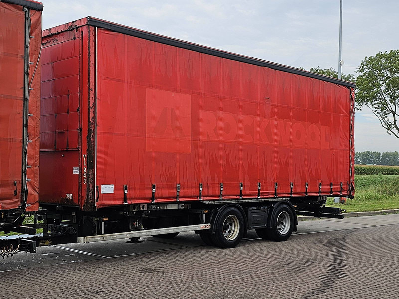 Wecon AZ220 TANDEM BDF+BOX COMBI - Pressukapelliperävaunu: kuva Wecon AZ220 TANDEM BDF+BOX COMBI - Pressukapelliperävaunu Wecon AZ220 TANDEM BDF+BOX COMBI - Pressukapelliperävaunu: kuva Wecon AZ220 TANDEM BDF+BOX COMBI - Pressukapelliperävaunu