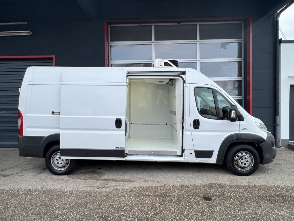 Fiat Ducato 150 L4H2 Carrier Xarios 350 Mt° Tiefkühl - Kylmäauto: kuva Fiat Ducato 150 L4H2 Carrier Xarios 350 Mt° Tiefkühl - Kylmäauto Fiat Ducato 150 L4H2 Carrier Xarios 350 Mt° Tiefkühl - Kylmäauto: kuva Fiat Ducato 150 L4H2 Carrier Xarios 350 Mt° Tiefkühl - Kylmäauto
