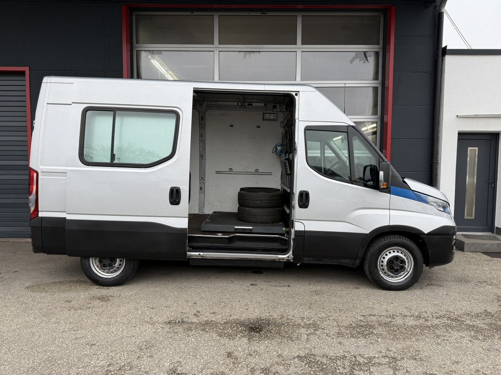 Iveco Daily 35S14 CNG Erdgas Klimaaut. Sitzheizung - Pakettiauto: kuva Iveco Daily 35S14 CNG Erdgas Klimaaut. Sitzheizung - Pakettiauto Iveco Daily 35S14 CNG Erdgas Klimaaut. Sitzheizung - Pakettiauto: kuva Iveco Daily 35S14 CNG Erdgas Klimaaut. Sitzheizung - Pakettiauto