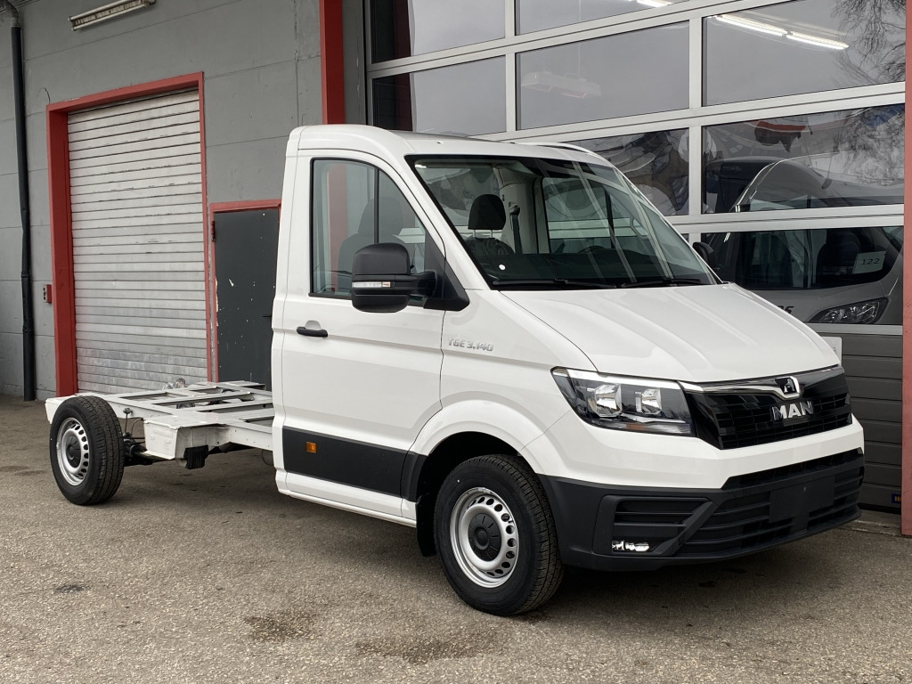 MAN TGE 3.140 Wohnmobil Fahrgestell Klima Tempomat - Kuorma-auto alusta: kuva MAN TGE 3.140 Wohnmobil Fahrgestell Klima Tempomat - Kuorma-auto alusta MAN TGE 3.140 Wohnmobil Fahrgestell Klima Tempomat - Kuorma-auto alusta: kuva MAN TGE 3.140 Wohnmobil Fahrgestell Klima Tempomat - Kuorma-auto alusta