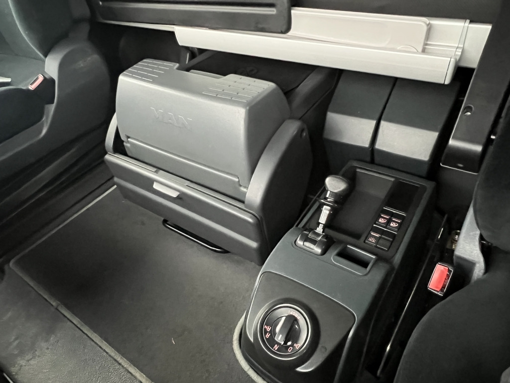 MAN TGX 26.440 Retarder Standklima LBW MitsubisTU100 - Refrigeraattori kuorma-auto: kuva MAN TGX 26.440 Retarder Standklima LBW MitsubisTU100 - Refrigeraattori kuorma-auto MAN TGX 26.440 Retarder Standklima LBW MitsubisTU100 - Refrigeraattori kuorma-auto: kuva MAN TGX 26.440 Retarder Standklima LBW MitsubisTU100 - Refrigeraattori kuorma-auto