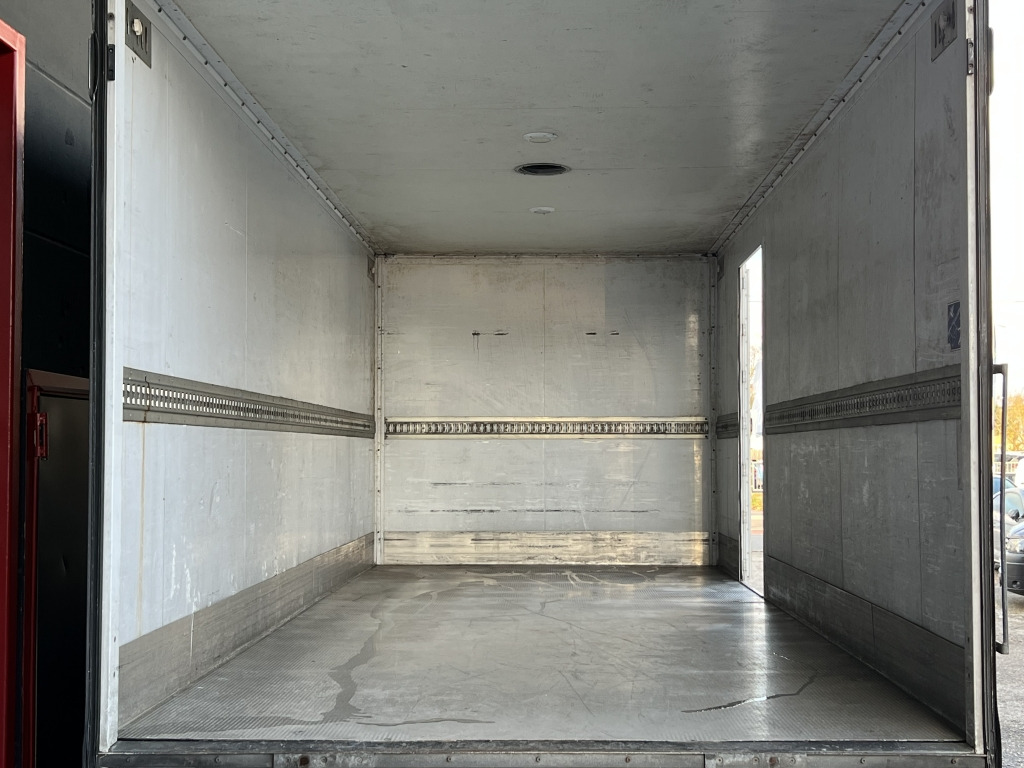 Mercedes-Benz Atego 816 LBW 1.000KG orig. 278.000km Start Stop - Jakeluauto: kuva Mercedes-Benz Atego 816 LBW 1.000KG orig. 278.000km Start Stop - Jakeluauto Mercedes-Benz Atego 816 LBW 1.000KG orig. 278.000km Start Stop - Jakeluauto: kuva Mercedes-Benz Atego 816 LBW 1.000KG orig. 278.000km Start Stop - Jakeluauto