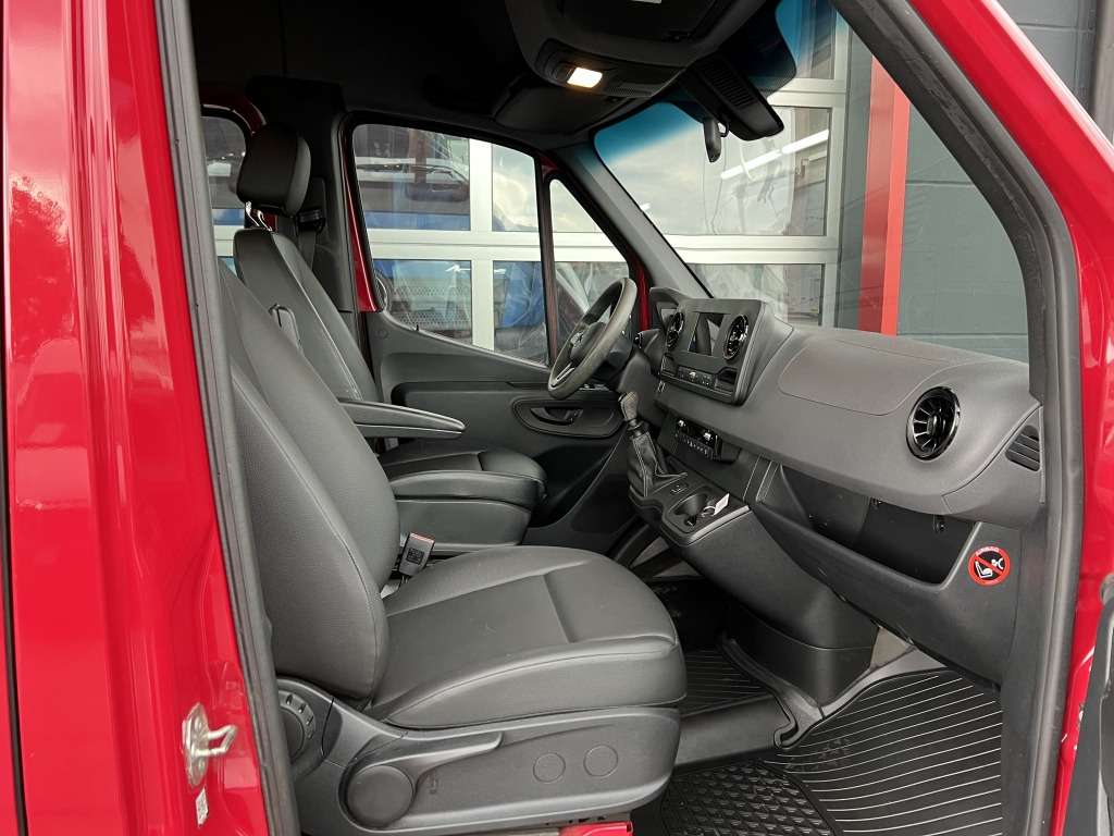 Henkilöauto Mercedes-Benz Sprinter 314 CDI Tourer Klima +Fond 9-Sitze MBUX: kuva Henkilöauto Mercedes-Benz Sprinter 314 CDI Tourer Klima +Fond 9-Sitze MBUX