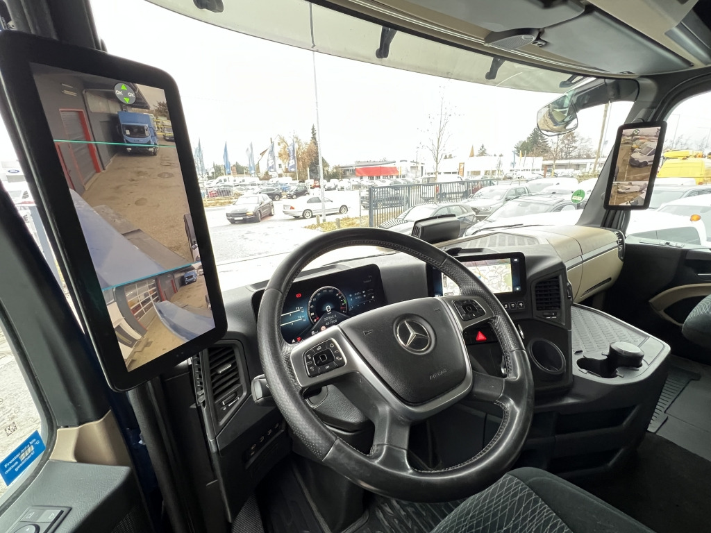 Mercedes-Benz Actros 1853 H L KippHydraulik Retarder MirrorCam - Vetopöytäauto: kuva Mercedes-Benz Actros 1853 H L KippHydraulik Retarder MirrorCam - Vetopöytäauto Mercedes-Benz Actros 1853 H L KippHydraulik Retarder MirrorCam - Vetopöytäauto: kuva Mercedes-Benz Actros 1853 H L KippHydraulik Retarder MirrorCam - Vetopöytäauto