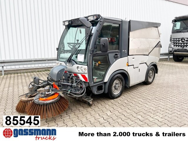 Hako Multicar Citymaster 2000 2B Kehrmaschine 4x2 - Lakaisuauto: kuva Hako Multicar Citymaster 2000 2B Kehrmaschine 4x2 - Lakaisuauto Hako Multicar Citymaster 2000 2B Kehrmaschine 4x2 - Lakaisuauto: kuva Hako Multicar Citymaster 2000 2B Kehrmaschine 4x2 - Lakaisuauto