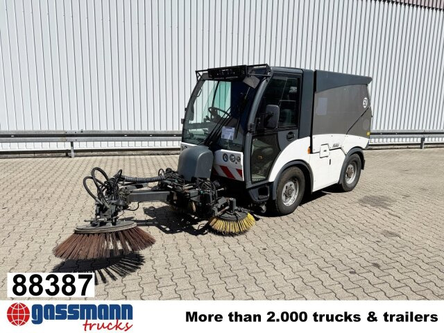 Hako Multicar Citymaster 2000 3B Kehrmaschine 4x2 - Lakaisuauto: kuva Hako Multicar Citymaster 2000 3B Kehrmaschine 4x2 - Lakaisuauto Hako Multicar Citymaster 2000 3B Kehrmaschine 4x2 - Lakaisuauto: kuva Hako Multicar Citymaster 2000 3B Kehrmaschine 4x2 - Lakaisuauto